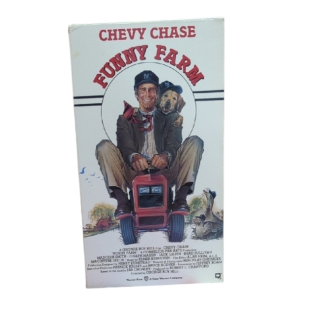 Funny Farm VHS (1988) – Comedy/Drama